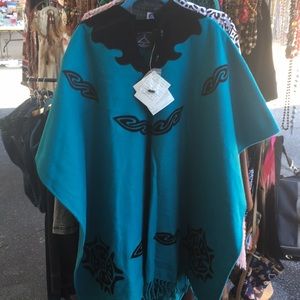 Wool poncho by Anthony